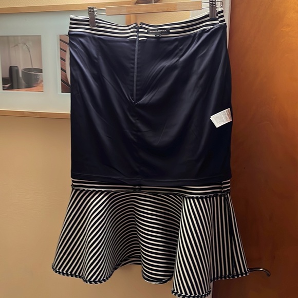 Banana Republic skirt size 10 NWOT - Picture 5 of 6